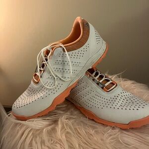 Adidas Stylish White and Pink Women’s Golf Shoes